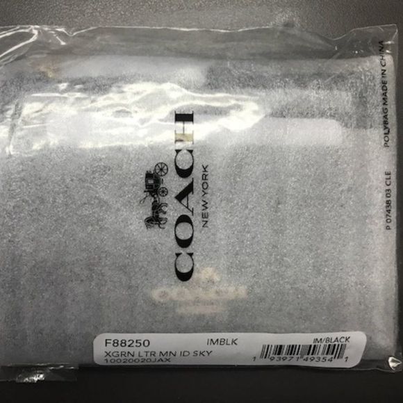 COACH Black Mini Skinny Id Case Retail $138 - Picture 3 of 4